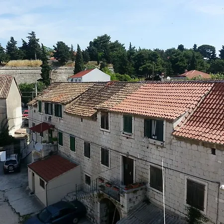 Elim Apartament *